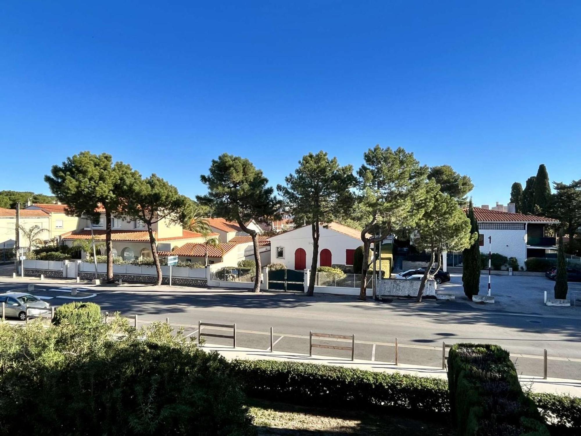 Appartement 2 Pieces A 400M De La Plage Avec Parking Prive, Loggia Et Menage Inclus - Argeles-Sur-Mer - Fr-1-225-247 外观 照片